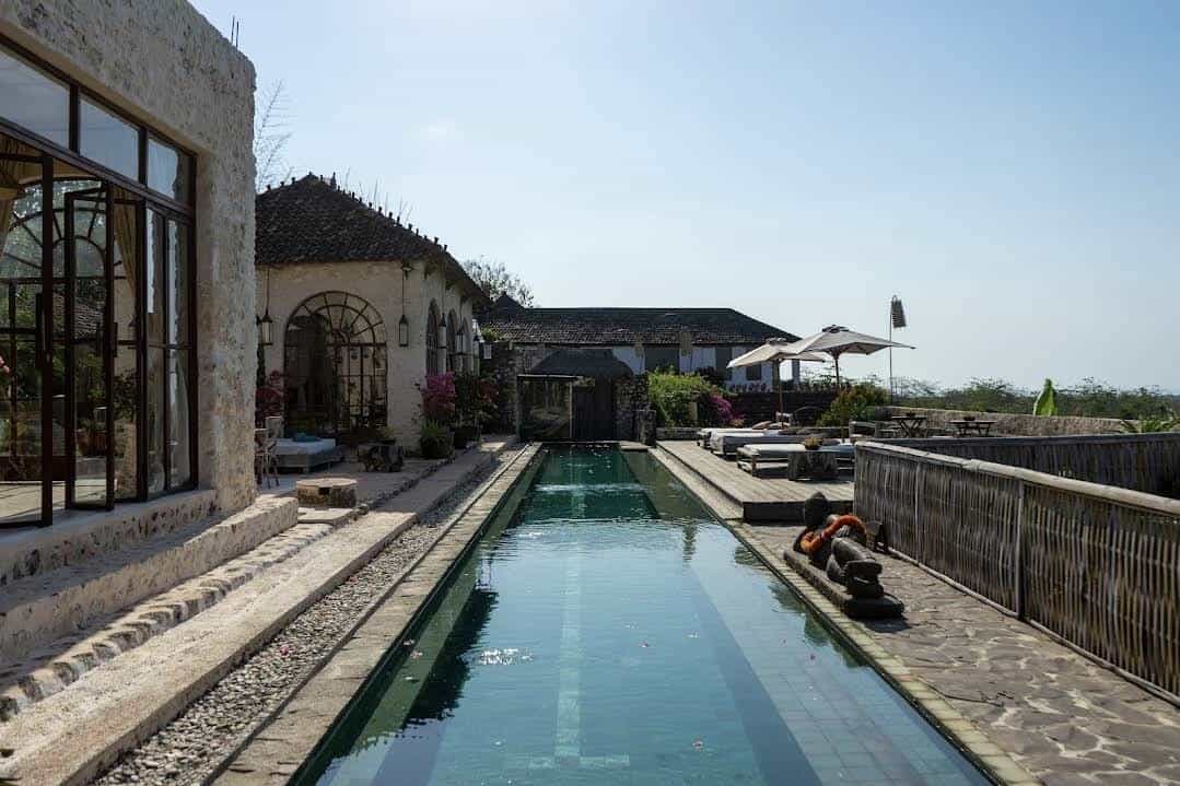 OCEAN AND SUNSET VIEW 4 BEDROOM VILLA FOR SALE LEASEHOLD IN PADANG PADANG BE-2213 